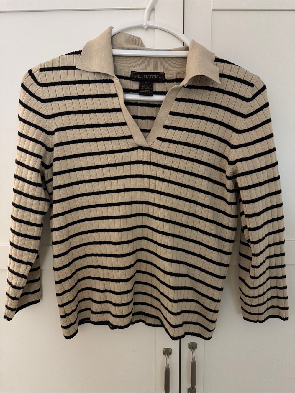 Linda Matthews Cream & Black Striped Ribbed V-Neck Sweater